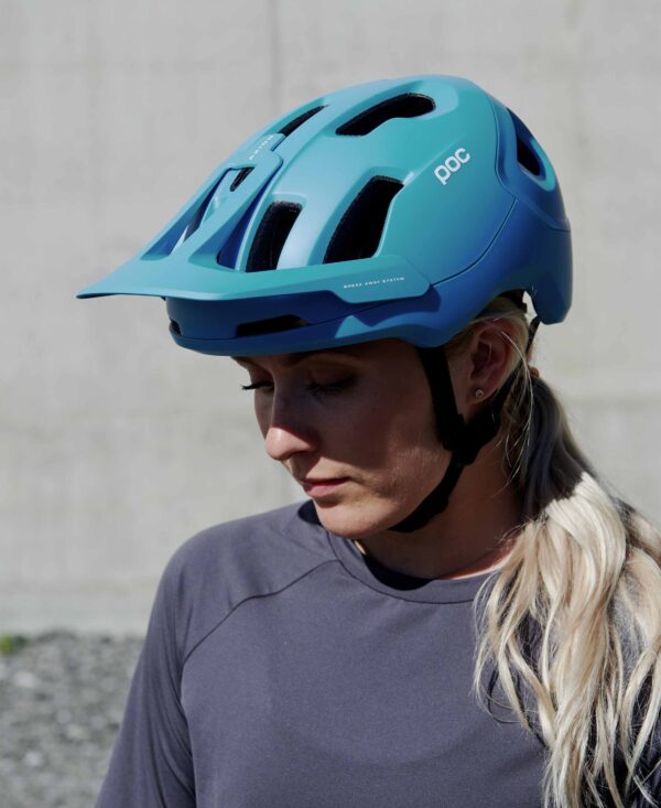 Kask POC AXION SPIN 10732_1022 roz. M/L