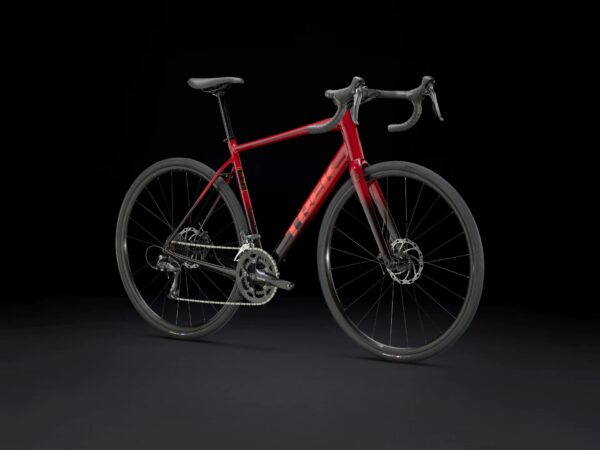 Rower TREK Domane AL 2 56 Crimson to Dark Carmine